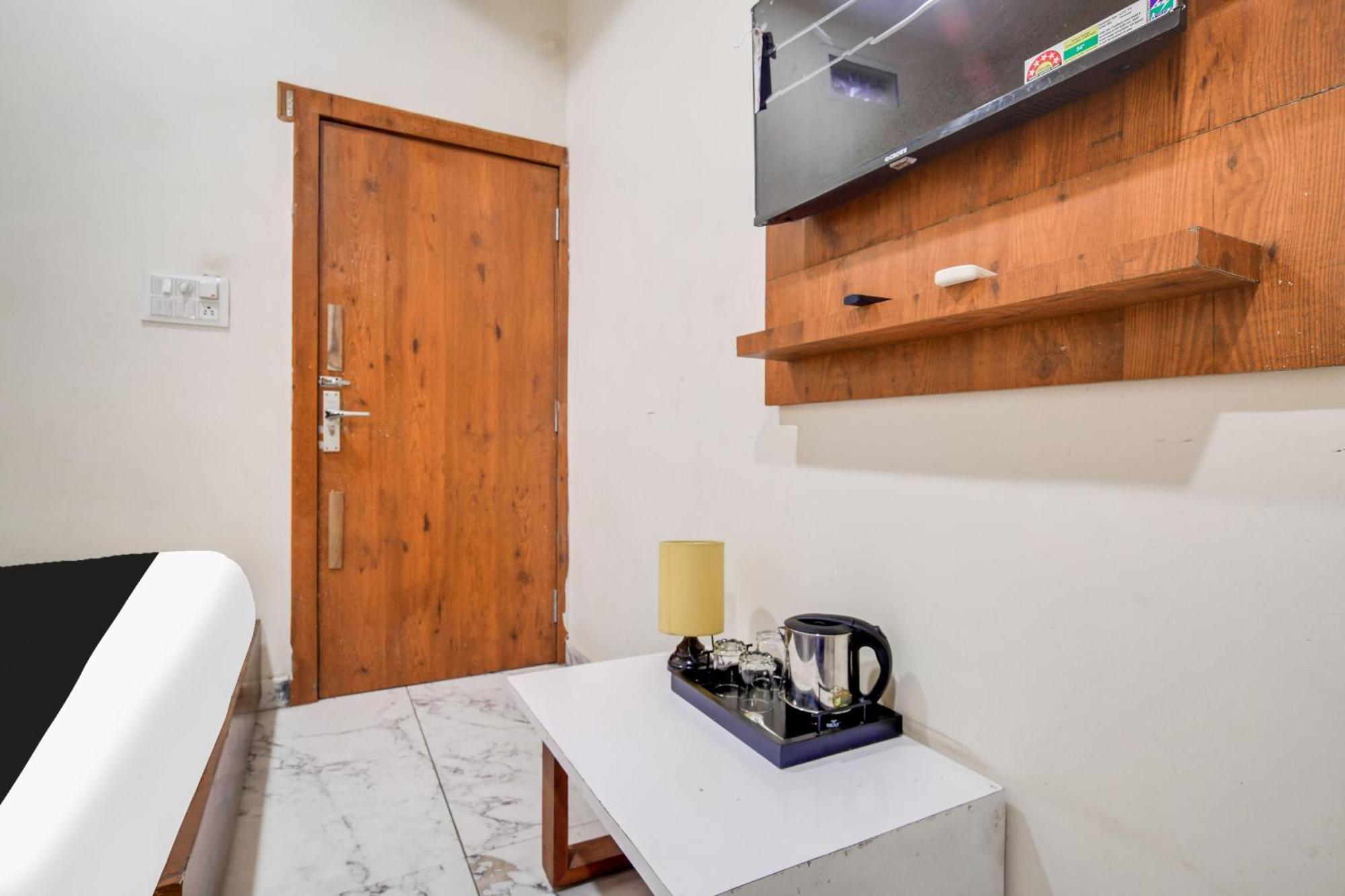Hotel O Ujjain Near Hari Fatak Екстер'єр фото